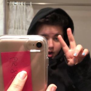 Meet your Posher, Emma